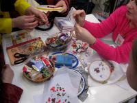 Техника объемной вышивывки. Мастер Елена Науменко.