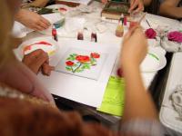 Мастер-класс ' Роспись по стеклу витражными красками и контурами Decola' от  компании 'ПитерАртСервис'. Мастер Елизавета Брайцева