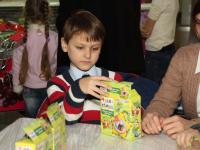 Мастер-класс для детей от компании Питер Арт Сервис - Лепим брелок из Чудо-глины