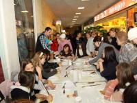 Мастер-класс от компании Питер-арт-Сервис. Декупаж и текстурная паста Сонет. Мастер Евгений Седин