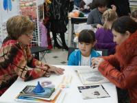 Изготовление цветов из бисера. Мастер Татьяна Харитонова