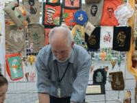 Презентация техники роспись по ткани. Мастер Виктор Якимчиков