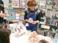 Презентация товаров для творчества и кулинарии компании Максима. Мастера Любовь Зеленская и Роман Мартынов