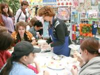 Презентация товаров для творчества и кулинарии компании Максима. Мастера Любовь Зеленская и Роман Мартынов