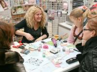 Презентация товаров для творчества компании Хобби и ты