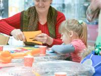 Мастер-класс для детей Солнечный цветок из бумаги. Мастер Елена Кесарева