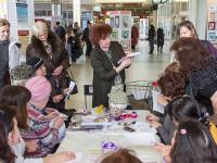 Вышивка атласными лентами Gamma. Цветы в сборчатой технике. Мастер Светлана Королева