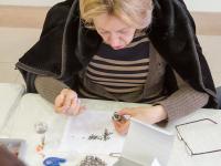 Вышивка по войлоку японским бисером ТОНО (брошь). Мастер Марина Гайдукова