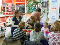 Цветок в технике сухого валяния