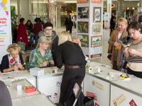 Цветок в технике керамич. флористики