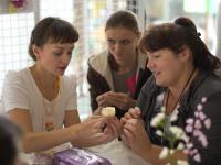 цветы из полимерной глины Deco Clay. Презентация от клуба Бархат. Ведущие Таисия Выходцева и Наталия Узельдингер