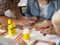 презентация тм UHU.  Ведущая Любовь Лавринович