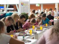 витражная роспись по стеклу красками Decola. М-кл от компании ПитерАртСервис