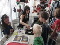 аквагрим - краски для лица Snazaroo  от компании ПитерАртСервис представляла Нагичева Юлия