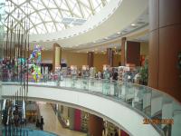 выставка творческих работ на 4-м этаже трц Аура