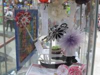 выставка творческих работ на 4-м этаже трц Аура