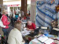 презентация тканей и инструментов для пэчворка и квилтинга. Ведёт Ахилбаева Ольга