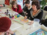 М-кл по батику от Копытиной Елены Леонидовны - художника, преподавателя тв объединения Буду-Арт