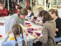 М-кл по валянию из шерсти. Ведёт Вологдина Елена