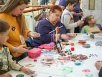 Пуговичные идеи для Нового года. М-кл для взрослых и детей ведёт Придатко Елена