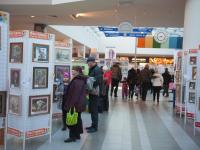 Выставка творческих работ - живопись, графика, коллажи, вышивки, батик, витраж и др