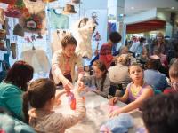 Техника сухого и мокрого валяния. Ведёт презентацию Блайберг Марина