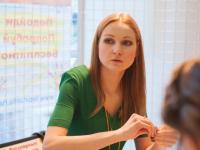 Презентация керамической флористики с полимерной глиной и инструментами Azalee