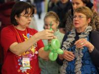 Моделирование из воздушных шаров  (твистинг) с тм  Надуватели