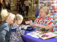 Презентация по бисероплетению - Zlatka, Toho, Gamma. Проводит Ярославлева Римма