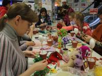 Мастера-класс по созданию топиария ведет  Петруненко Елена