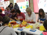 Мастер-класс  по валянию ведет  Тютина Ирина