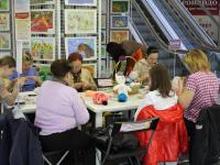 Мастер-класс по вязанию игрушек ведет Петруненко Елена