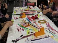 Мастер-класс по технике квиллинг ведет  Руснак Виорика