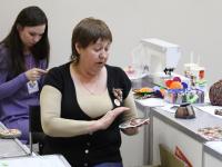 Мастер-класс по пэчворку ведет  Ваханцева Галина