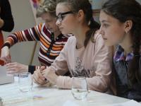 Мастер-класс по росписи point-to-point ведет Левшина Анна