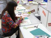 Мастер-класс по скрапбукингу ведет  Лиходеева Анна