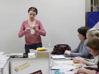 Мастер-класс по скрапбукингу ведет  Лиходеева Анна