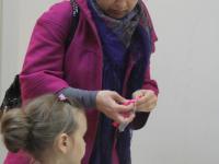 Мастер-класс по скрапбукингу ведет  Шелемех Вера