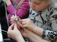 Детский мастер-класс фигурки в технике гофороквиллинг ведет Пескова Наталья