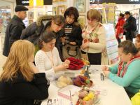 Демонстрационный мастер-класс по валянию игрушки