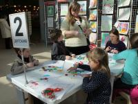 Детский мастер-класс. Рисуем пластилином