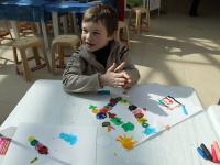 Детский мастер-класс. Рисуем пластилином