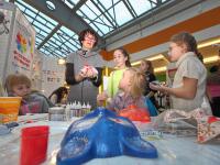 Презентация по росписи венецианских масок материалами DeaArt, TintaViva, Азбука цвета