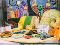 Выставка творческих работ и детских рисунков