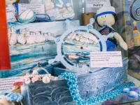 Выставка творческих работ и детских рисунков