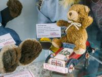 Выставка творческих работ и детских рисунков