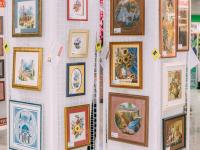 Выставка творческих работ и детских рисунков