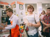 Фестиваль Леонардо Дарит подарки, розыгрыш