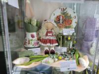 Выставка творческих работ и детских рисунков