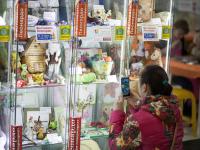 Выставка творческих работ и детских рисунков